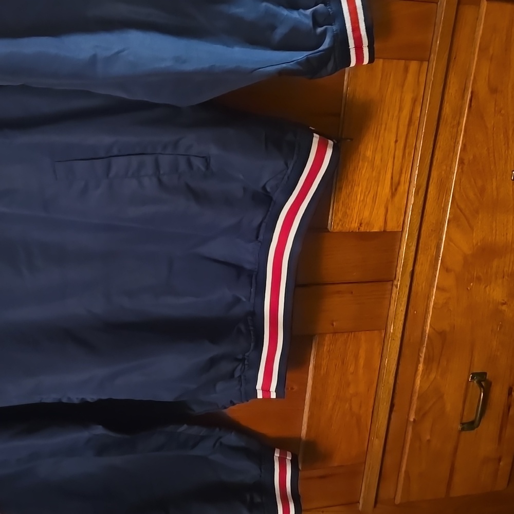 Vintage Cleveland Indians Pullover/Jacket from the 90s - Picture 2 of 10